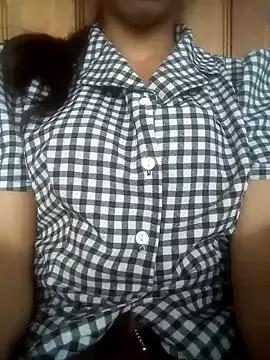 emaame68 from StripChat