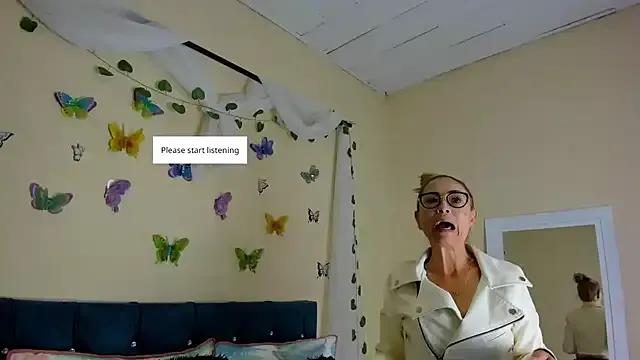 emagarcia from StripChat is Freechat