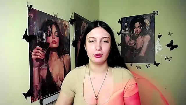 EmberBB from StripChat