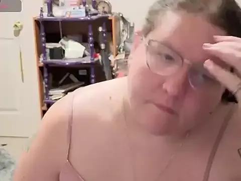 emberlynnix from StripChat