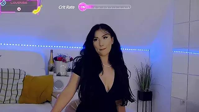 EmDesire from StripChat