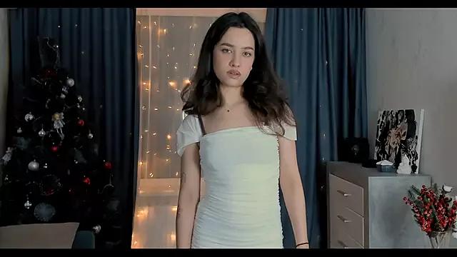 EmeliaReaper from StripChat