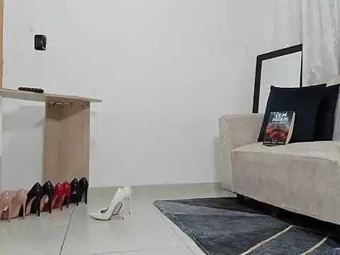 emely_garcia from StripChat
