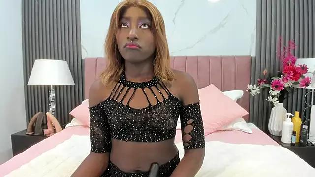 EmelyRogers_ from StripChat is Freechat