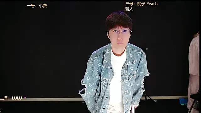 Emerald_Girls on StripChat 