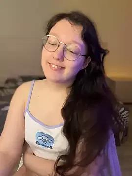 emigooflordXD from StripChat is Freechat