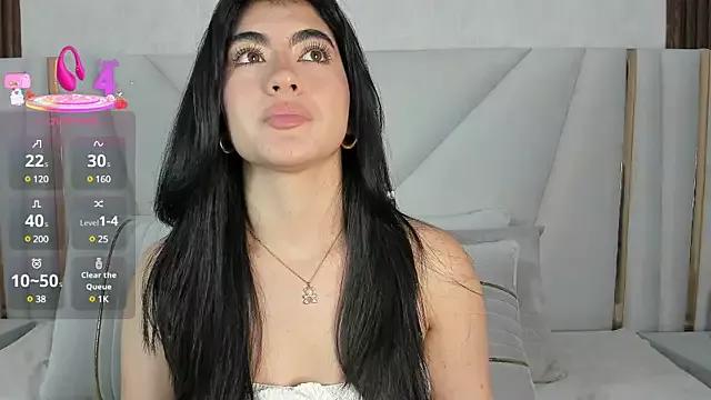 Emii_rosse from StripChat