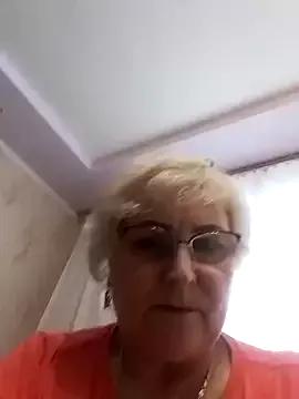 EmiliasDream501 from StripChat is Freechat