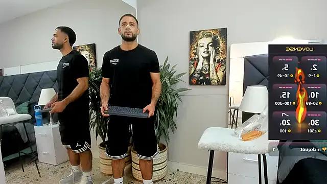 emilio_brandon from StripChat is Freechat