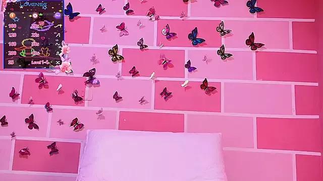 Try our streaming cams variety and talk on a personal level with our adorable girls streamers, showing off their bountiful shapes and dildos.