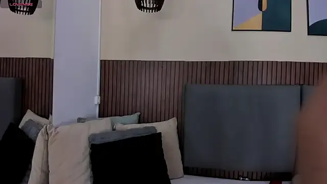 EmillyHarper_ from StripChat is Freechat