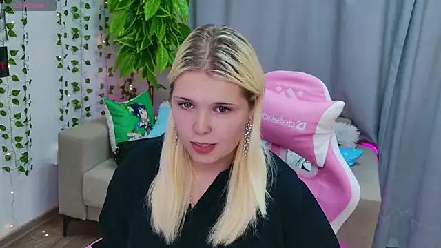 Try our streaming cams variety and talk on a personal level with our adorable girls streamers, showing off their bountiful shapes and dildos.