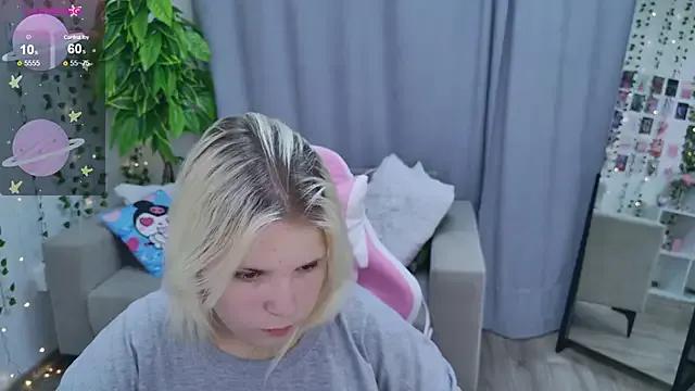 Try our streaming cams variety and talk on a personal level with our adorable girls streamers, showing off their bountiful shapes and dildos.