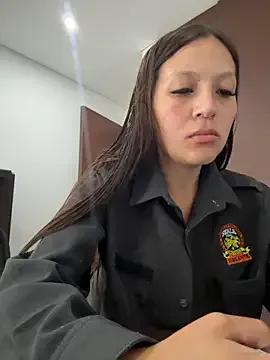 Emily-7_ from StripChat is Freechat