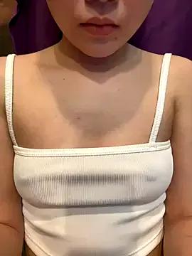 Emily-y from StripChat is Freechat