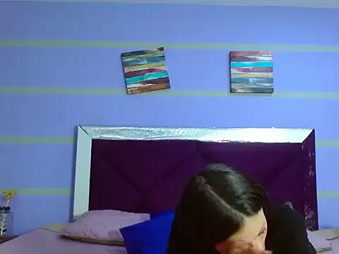 Emily_Swiftt from StripChat is Freechat