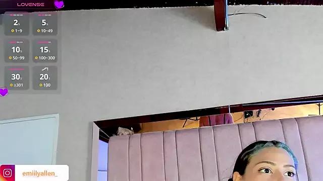 Try our streaming cams variety and talk on a personal level with our adorable girls streamers, showing off their bountiful shapes and dildos.