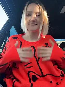 EmilyMood from StripChat is Freechat