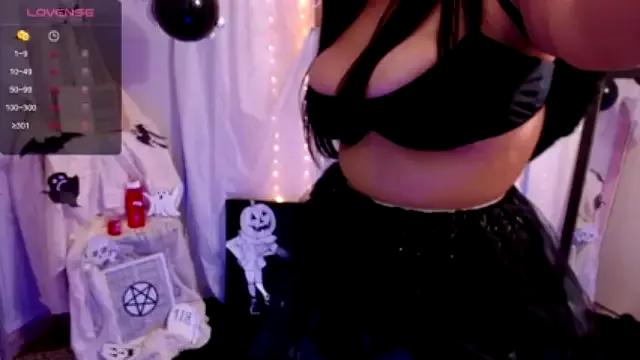 Emilyy___ from StripChat