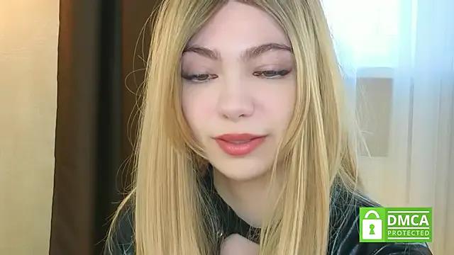 EmilyZortea from StripChat is Freechat