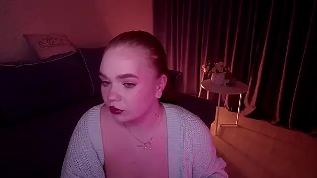 EmiRise from StripChat