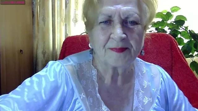 Emma52610 from StripChat