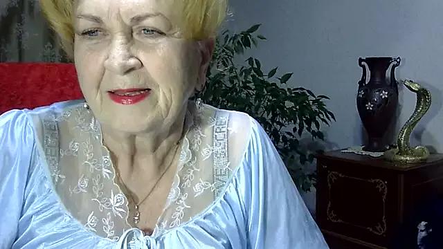 Emma52610 from StripChat