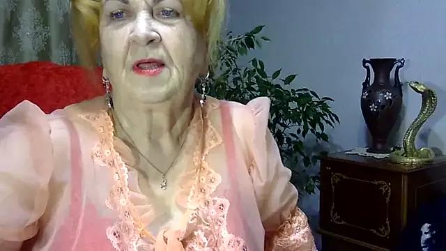 Emma52610 from StripChat