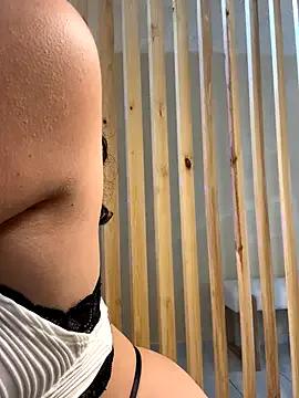 Emma_2903 from StripChat