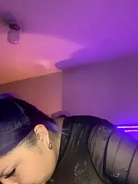 Emma__Fox_ from StripChat