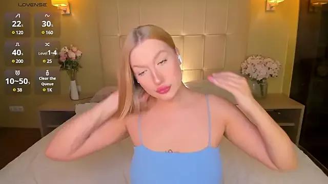 Emma__Leee from StripChat