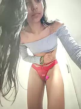 emma_ambar from StripChat