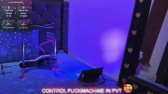 Try our streaming cams variety and talk on a personal level with our adorable girls streamers, showing off their bountiful shapes and dildos.
