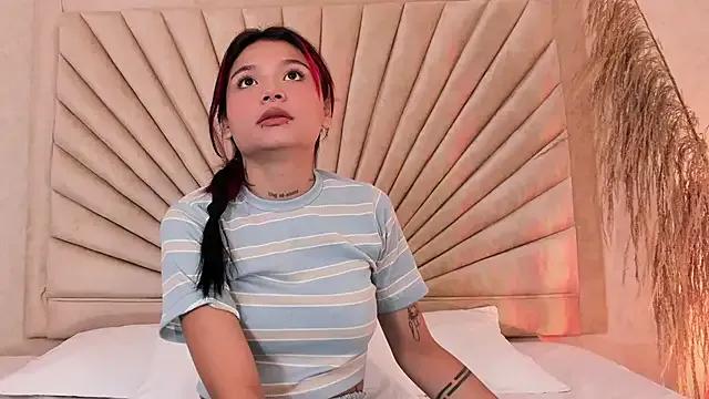 Try our streaming cams variety and talk on a personal level with our adorable girls streamers, showing off their bountiful shapes and dildos.