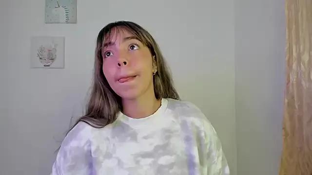 emma_grays2 from StripChat