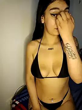 Emma_Kity from StripChat is Freechat