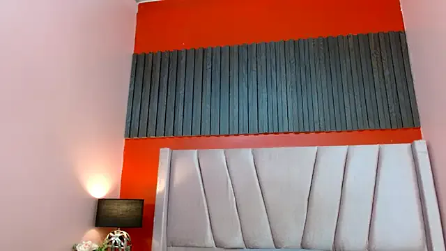 Emma_Kiut_ on StripChat 