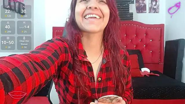 Emma_lenox from StripChat