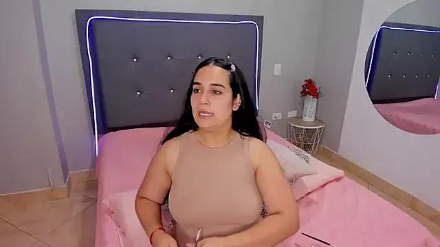emma_lye from StripChat