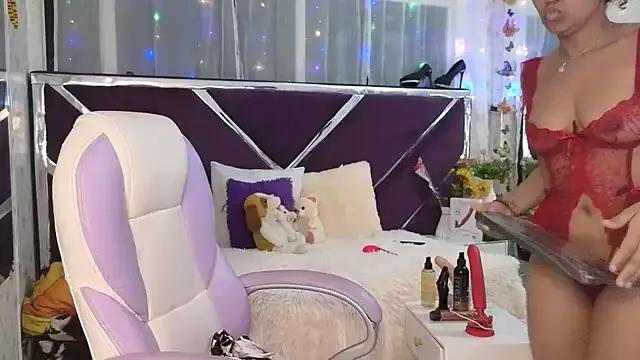 Try our streaming cams variety and talk on a personal level with our adorable girls streamers, showing off their bountiful shapes and dildos.