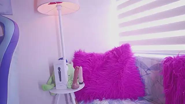 Emma_soffia_ from StripChat