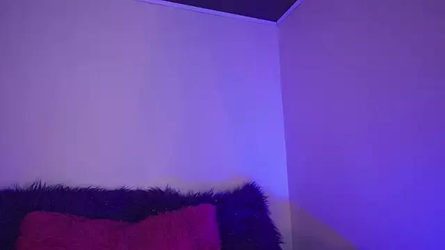 Emma_soffia_ from StripChat