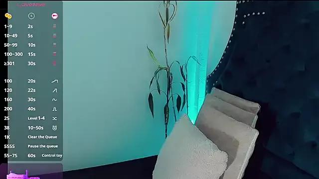 Try our streaming cams variety and talk on a personal level with our adorable girls streamers, showing off their bountiful shapes and dildos.