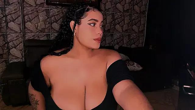 Emmacamille from StripChat