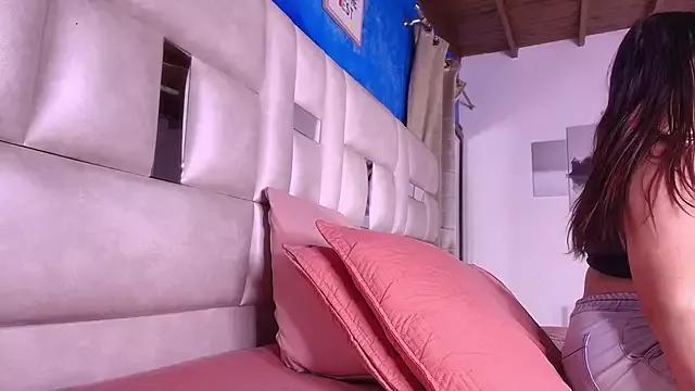 Try our streaming cams variety and talk on a personal level with our adorable girls streamers, showing off their bountiful shapes and dildos.