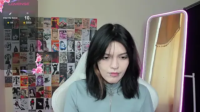 EmmaDarkk from StripChat