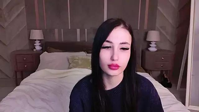 EmmaLawrens from StripChat