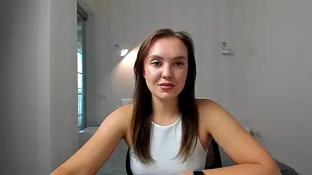 EmmaNorman from StripChat is Freechat