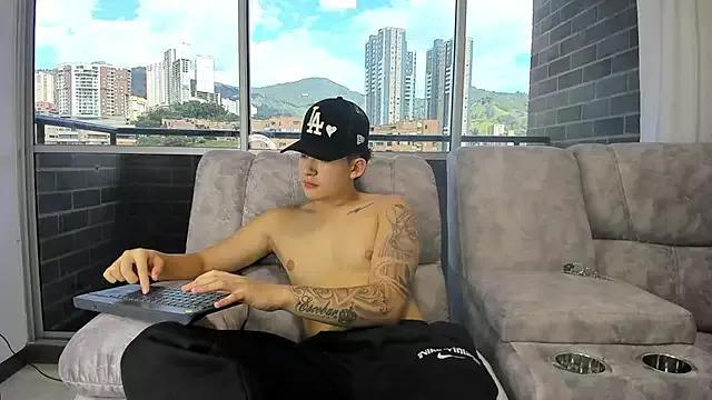 emmanuel_scor from StripChat