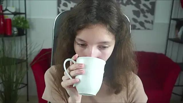 EmmanuellBrown from StripChat